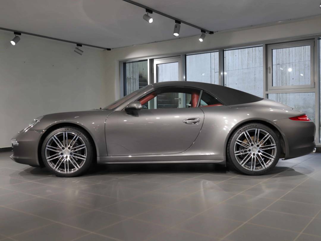 Carrera 4 Cabriolet — Exterior