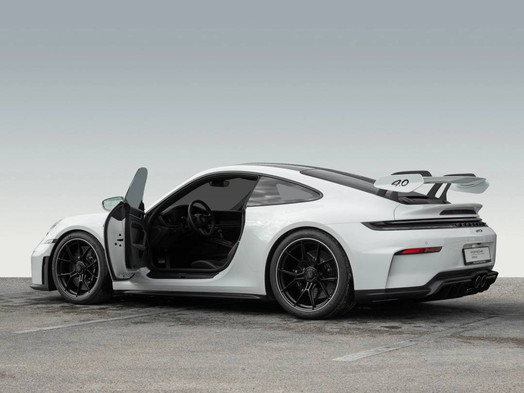 GT3 — Exterior