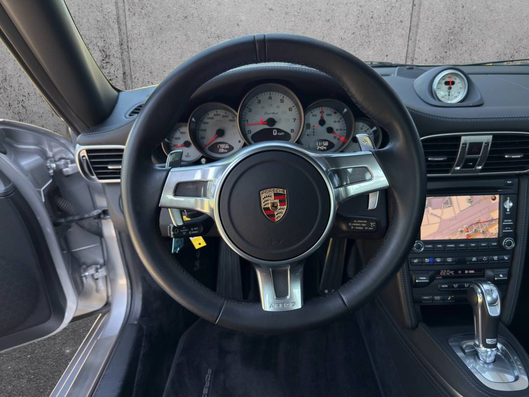 Turbo — Interior