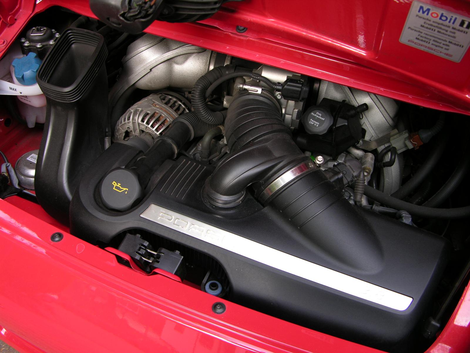 Carrera 4 — Exterior