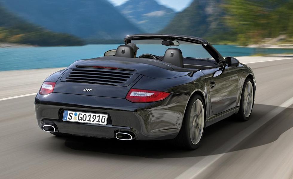 911 Black Edition — Exterior
