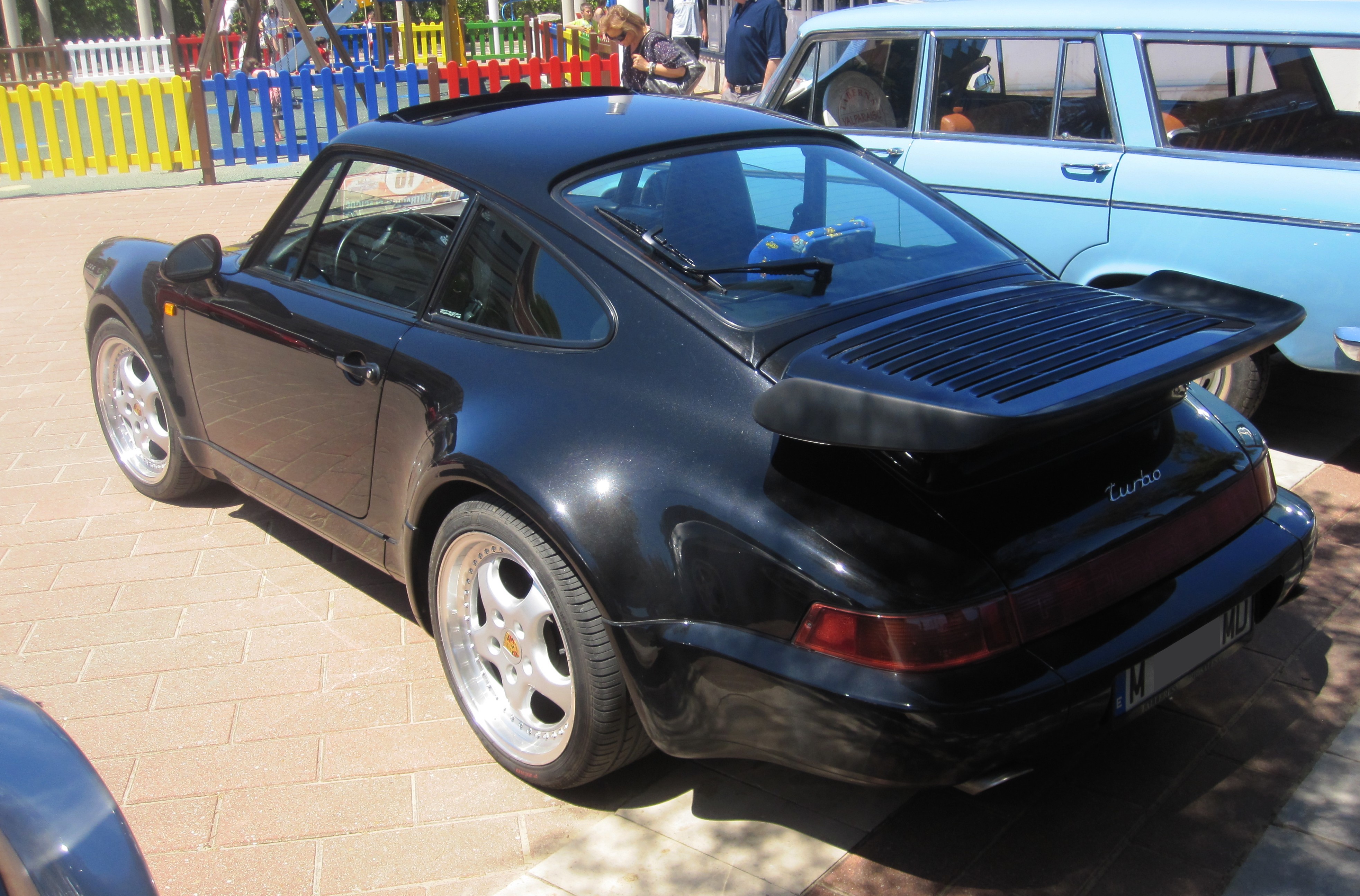 Turbo 3.3 — Exterior