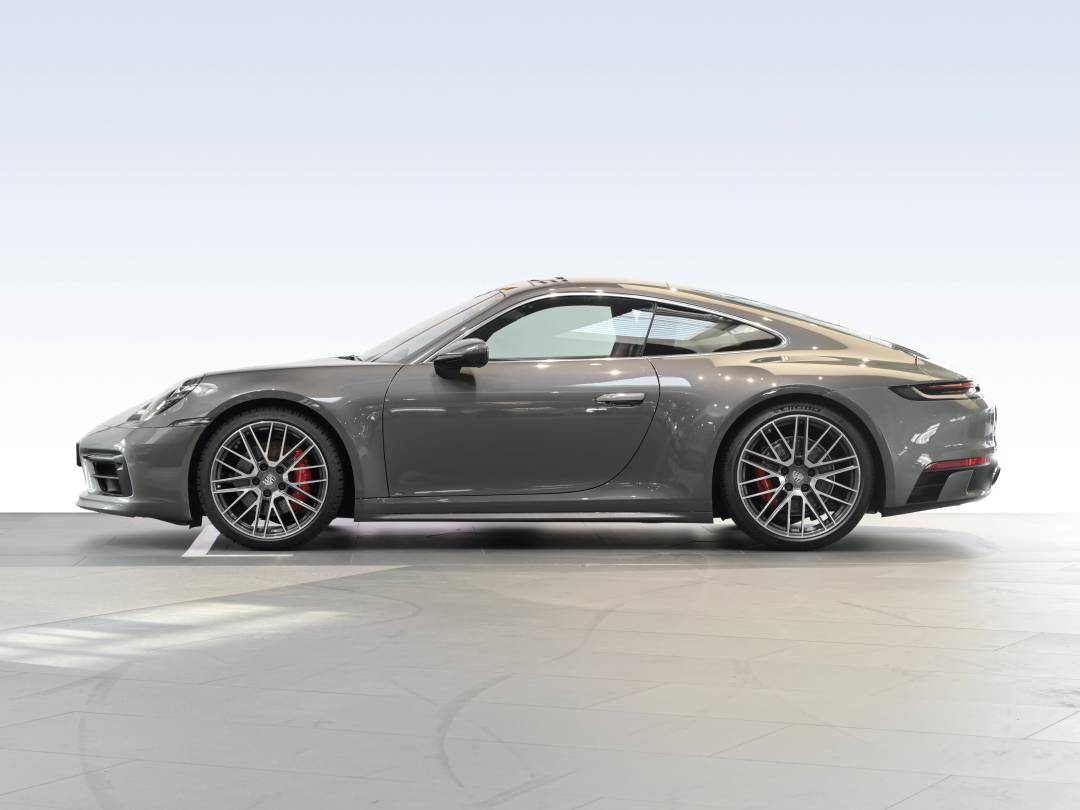 Carrera 4S — Exterior
