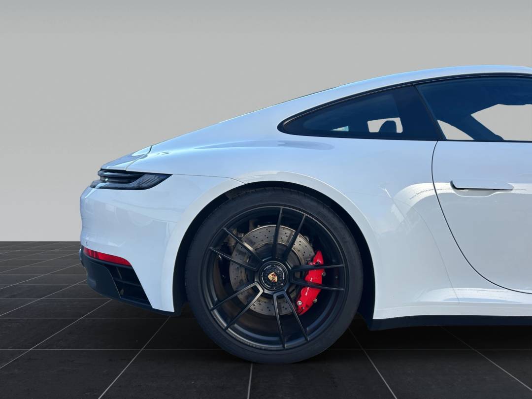 Carrera GTS — Exterior