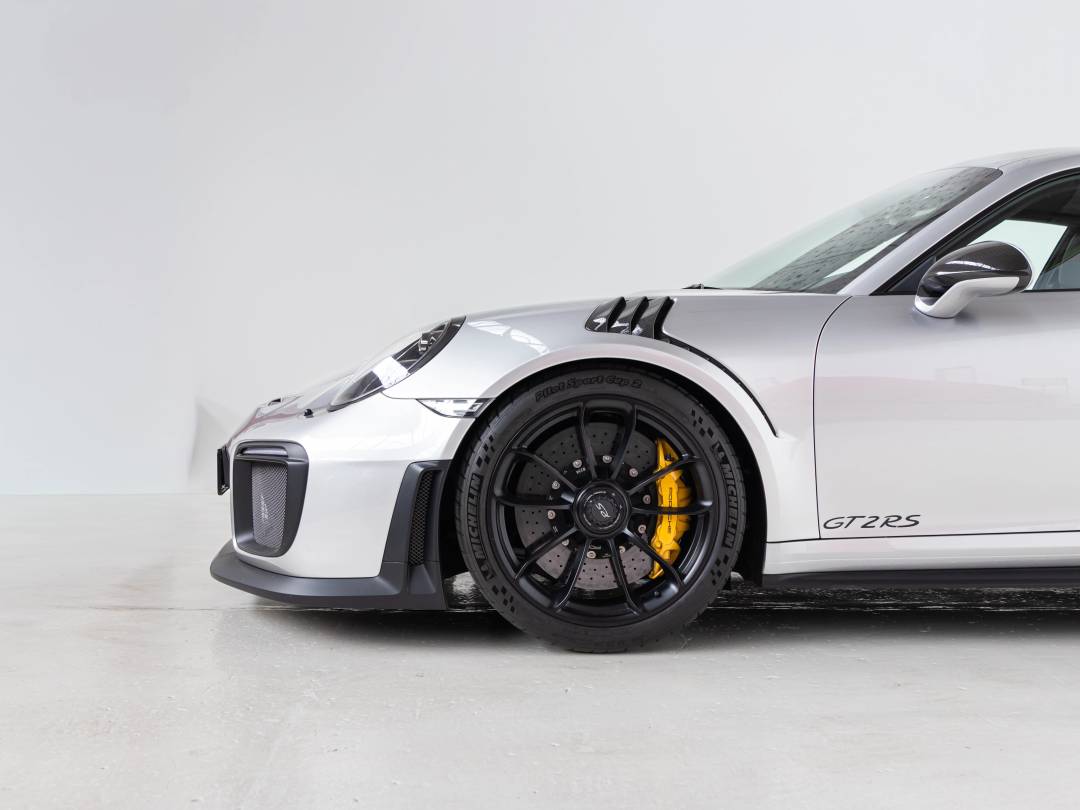 GT2 RS — Exterior