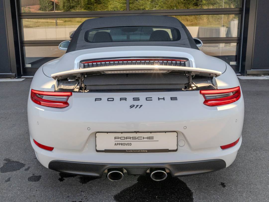 Carrera S Cabriolet — Exterior