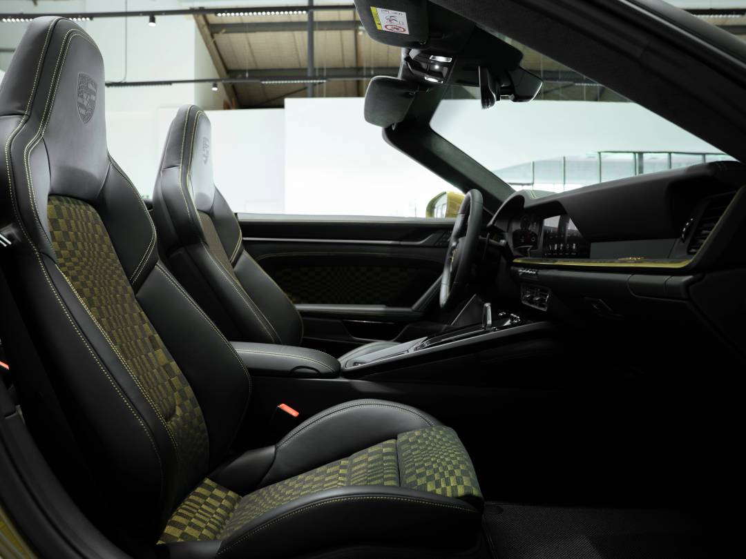 Spirit 70 — Interior