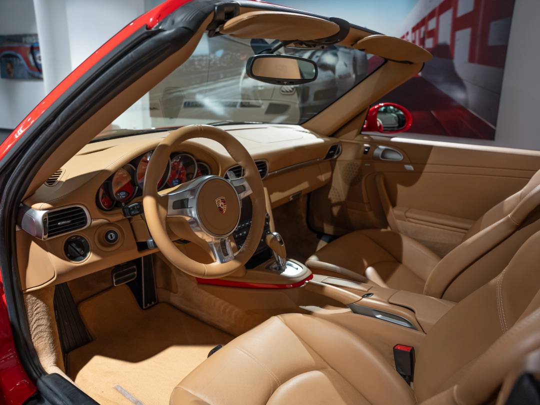 Turbo Cabriolet — Exterior