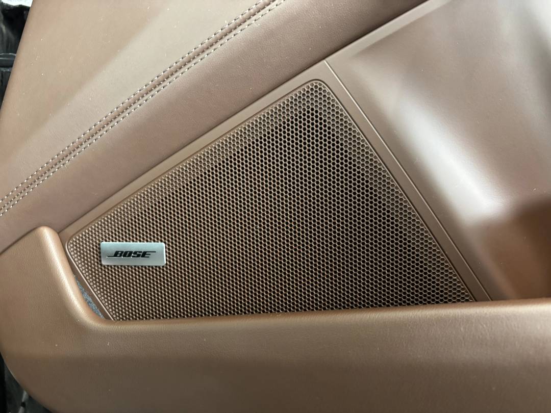 Carrera — Exterior