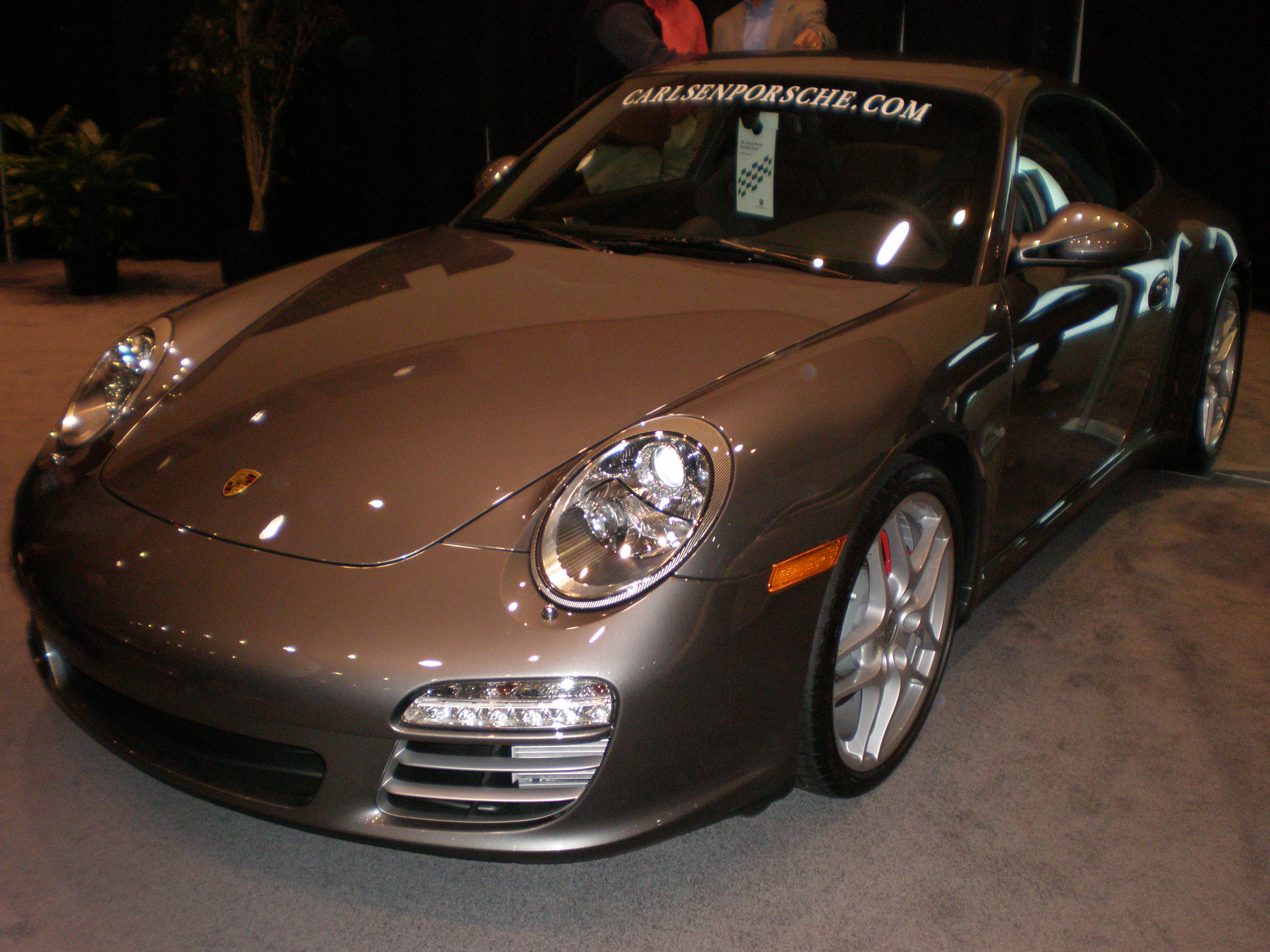 Carrera 4S — Exterior
