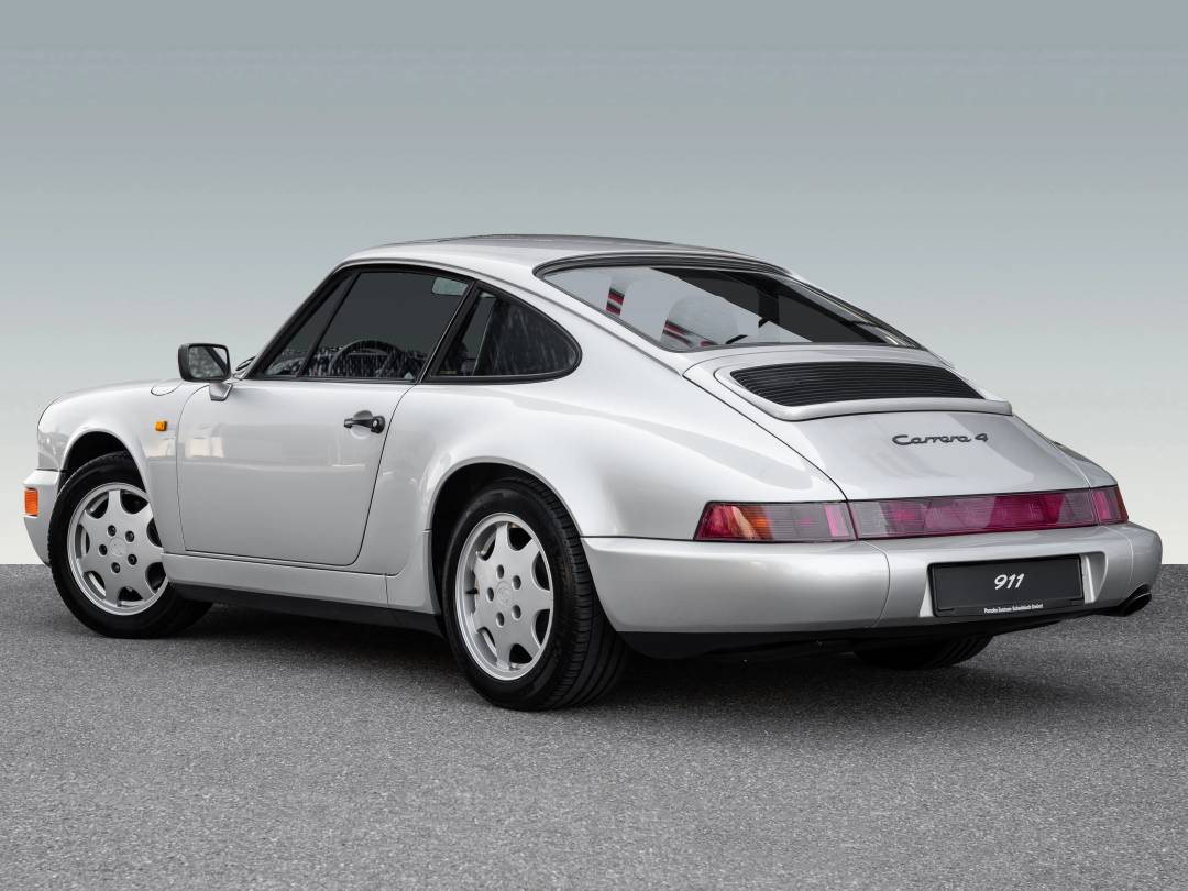 Carrera 4 — Exterior