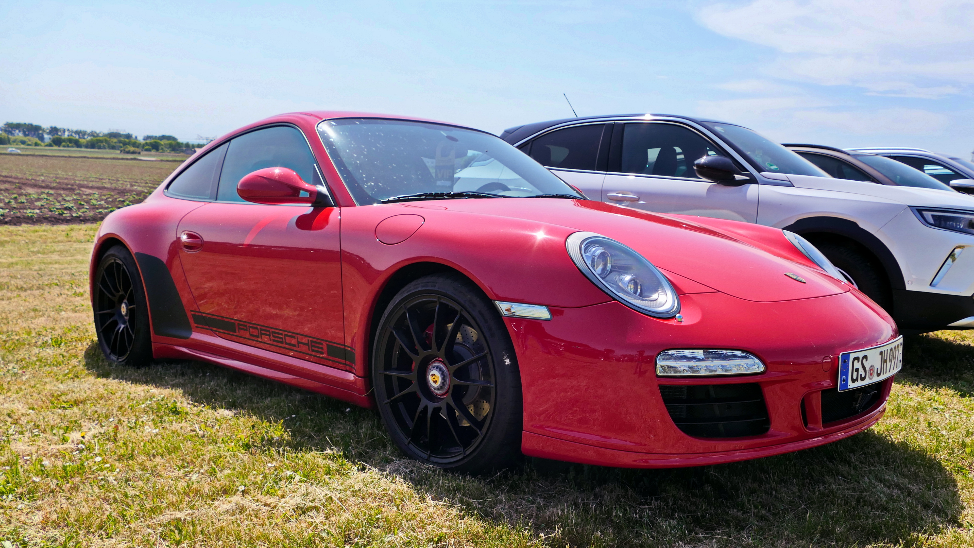 Carrera 4 GTS — Exterior