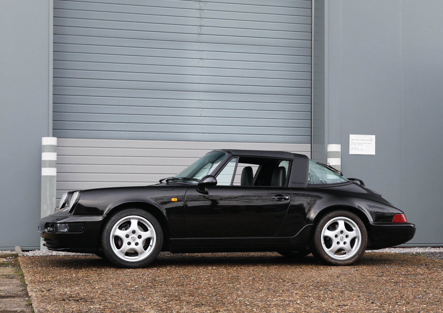 Carrera 4 Targa — Exterior