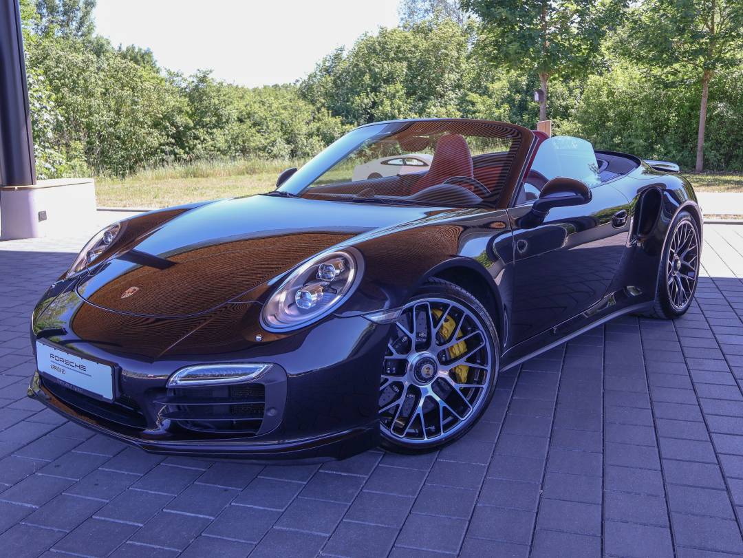 Turbo S Cabriolet — Exterior